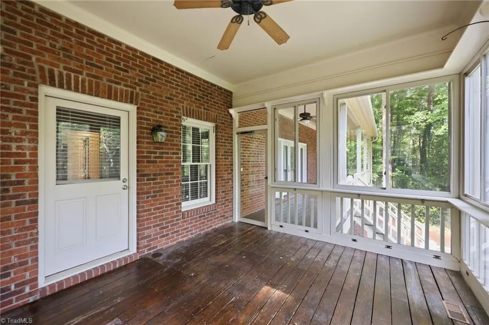 8861 Boylston Road Colfax, NC 27235