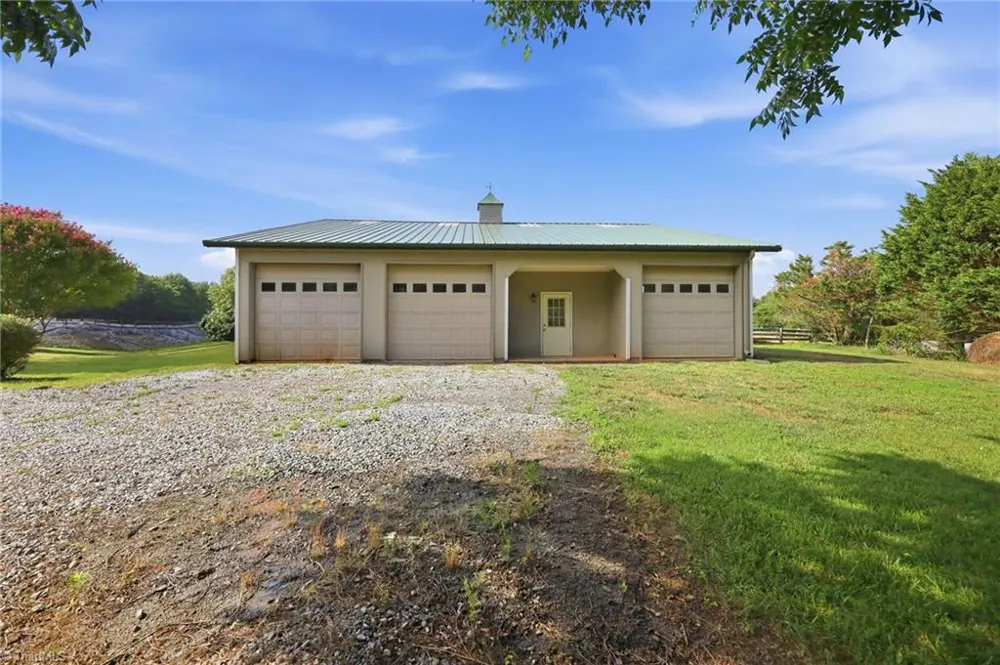 8861 Boylston Road Colfax, NC 27235