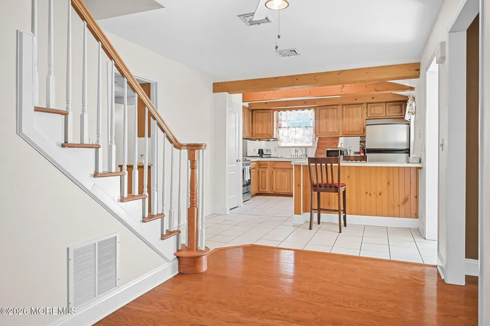 106 Chingarora Avenue Keyport, NJ 07735