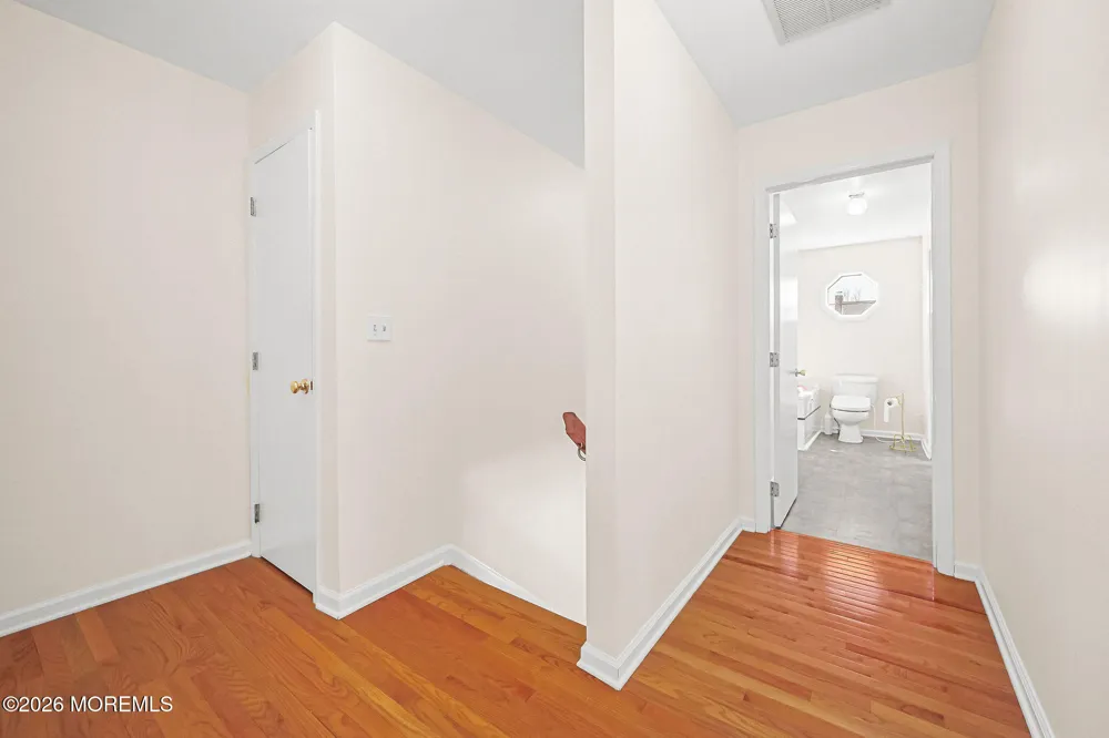106 Chingarora Avenue Keyport, NJ 07735