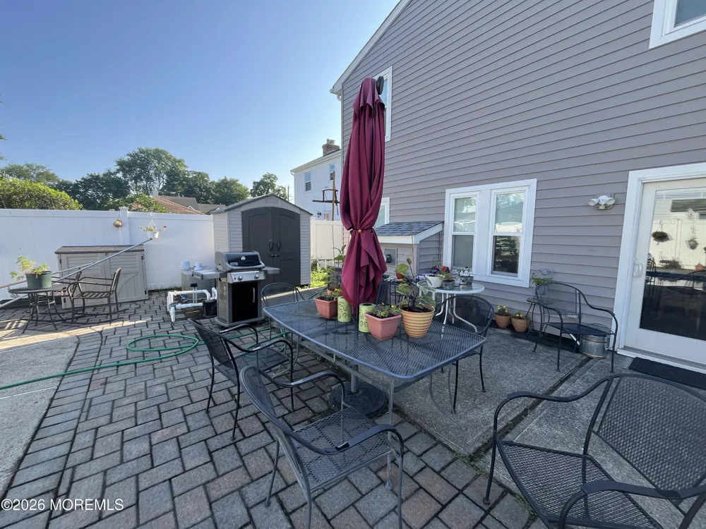 106 Chingarora Avenue Keyport, NJ 07735