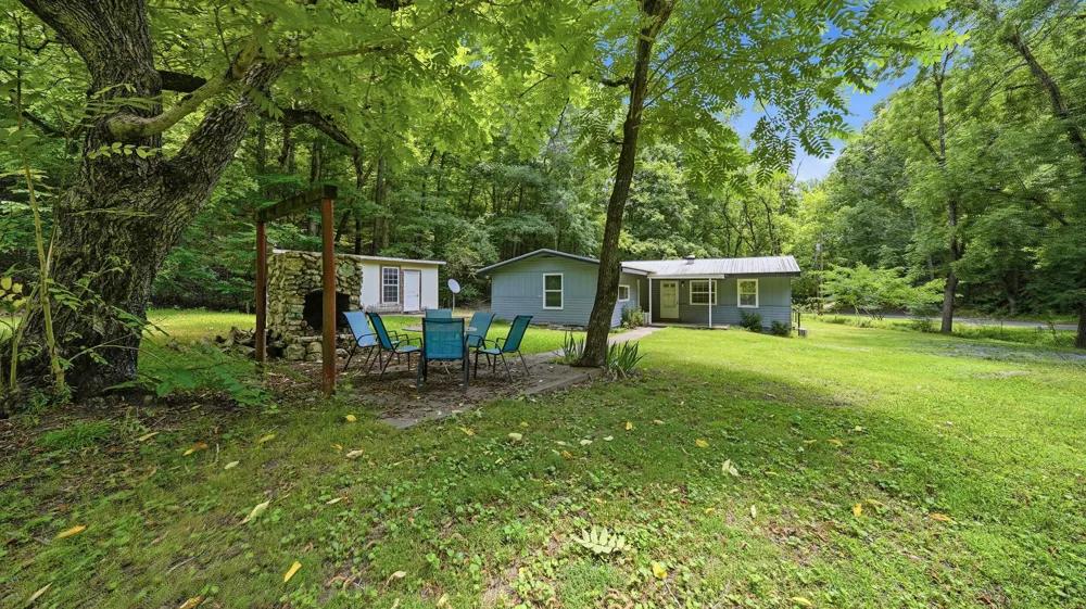 208 County Road 44 Athens, TN 37303