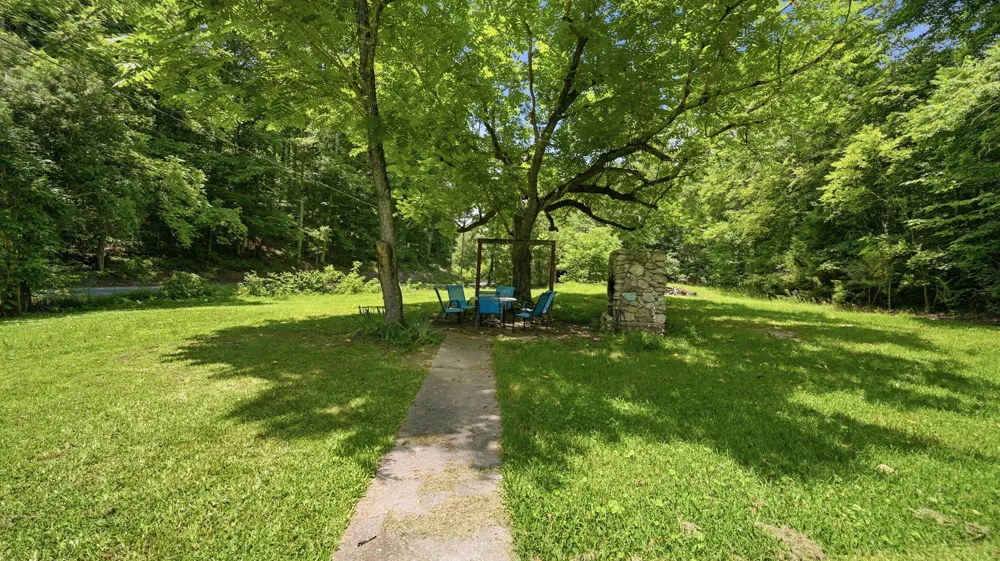 208 County Road 44 Athens, TN 37303
