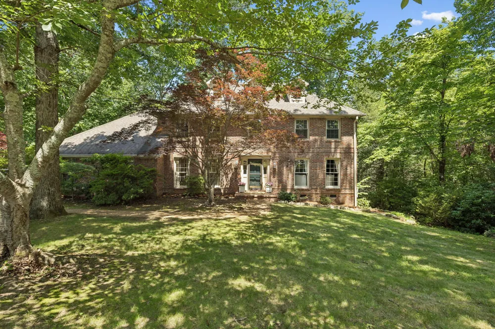 501 Palisades Drive Signal Mountain, TN 37377