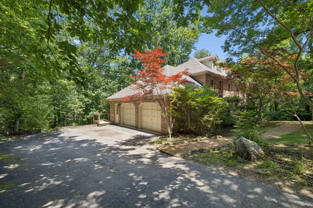 501 Palisades Drive Signal Mountain, TN 37377