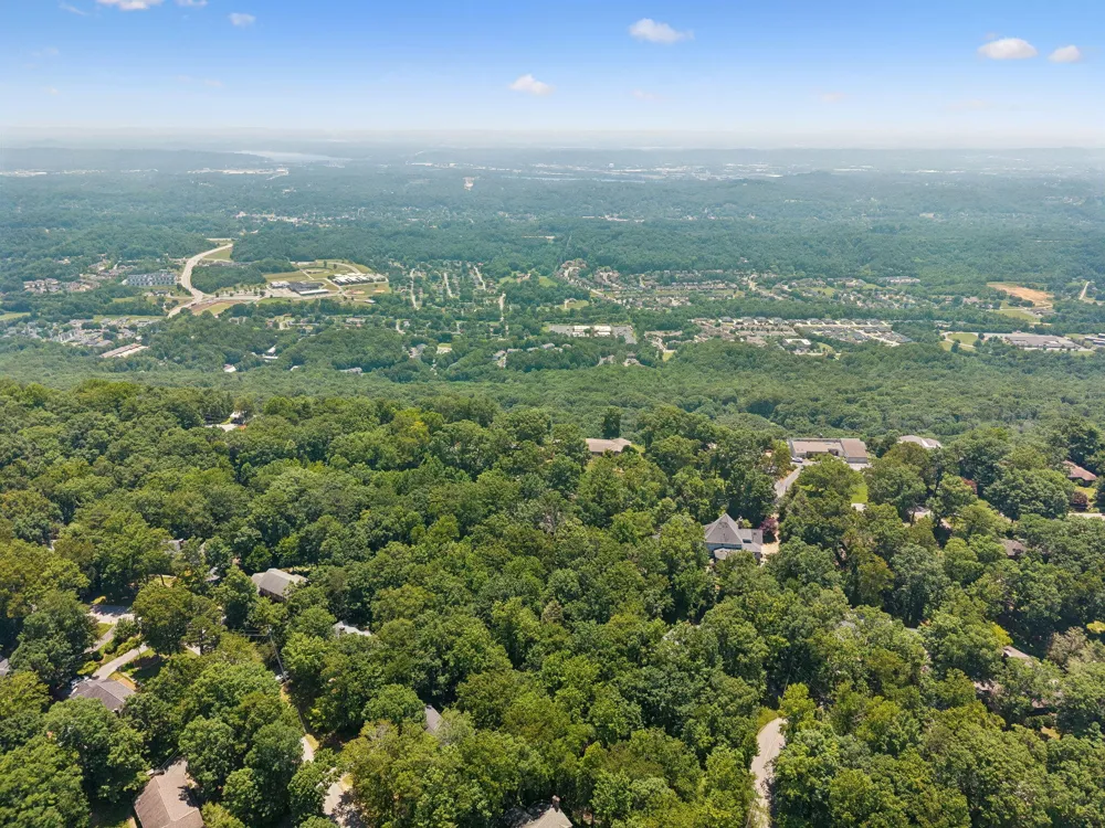 501 Palisades Drive Signal Mountain, TN 37377