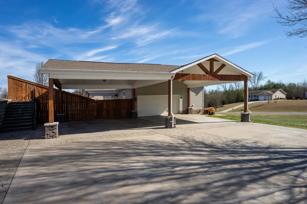 668 Arlis Avenue Dayton, TN 37321
