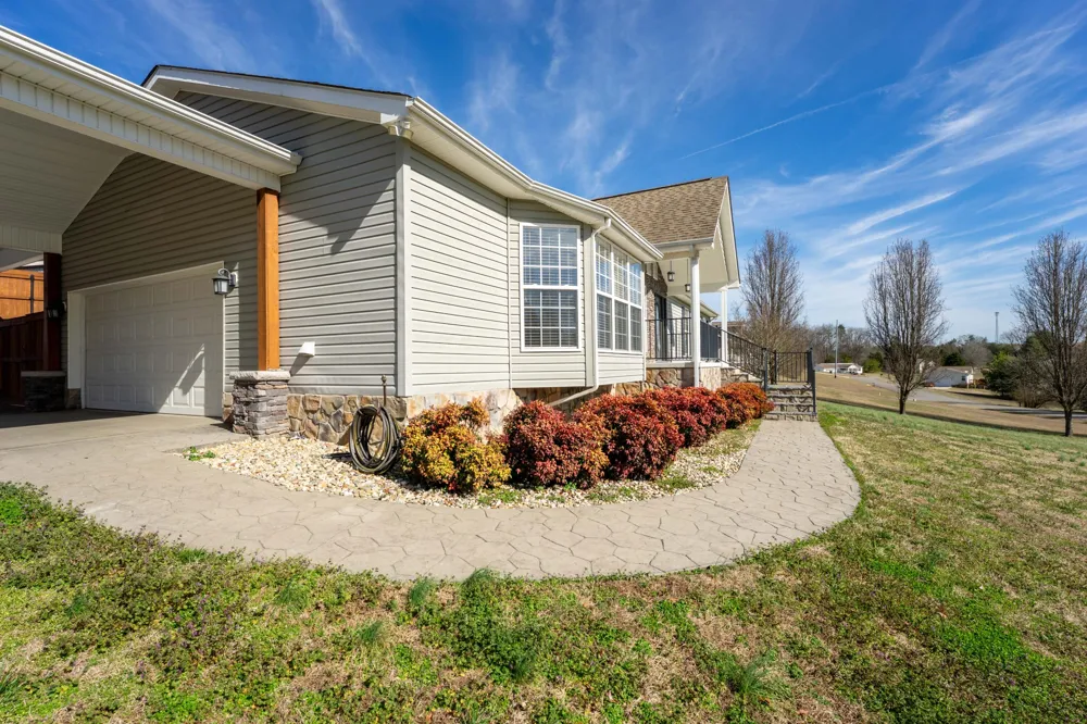 668 Arlis Avenue Dayton, TN 37321