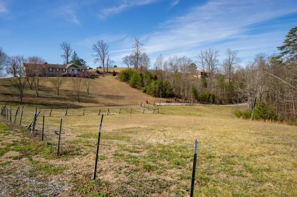 668 Arlis Avenue Dayton, TN 37321