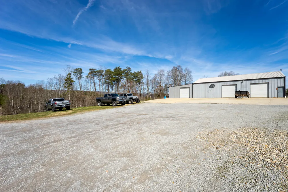 668 Arlis Avenue Dayton, TN 37321