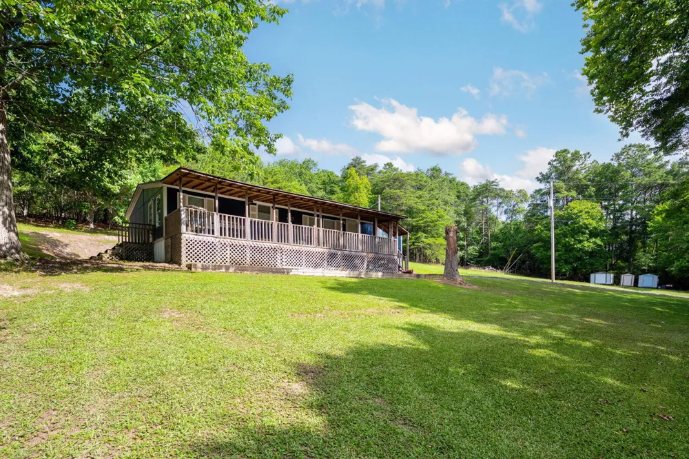 2906 Davis Road Rocky Face, GA 30740