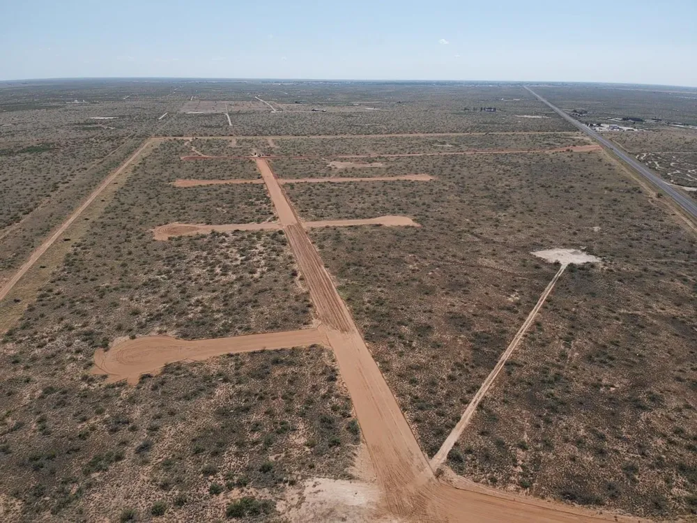1 W Sh 176 Andrews, TX 79714