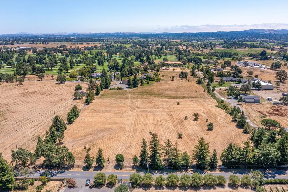 5400 Hall Road Santa Rosa, CA 95401