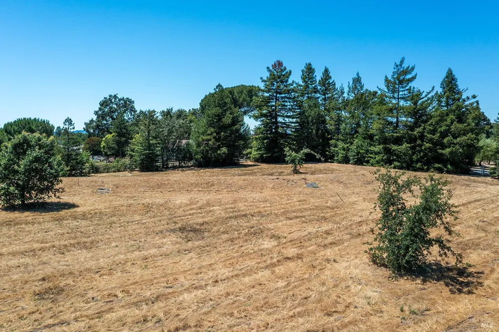 5400 Hall Road Santa Rosa, CA 95401