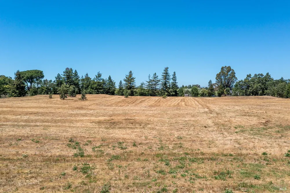 5400 Hall Road Santa Rosa, CA 95401