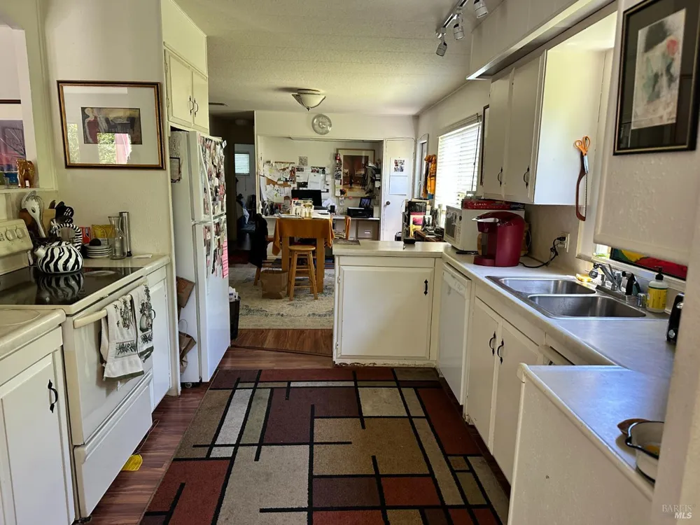 197 Del Rio Paseo Sonoma, CA 95476