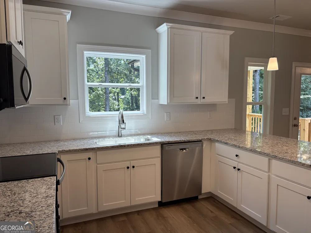 130 Mountain Creek LN Maysville, GA 30558