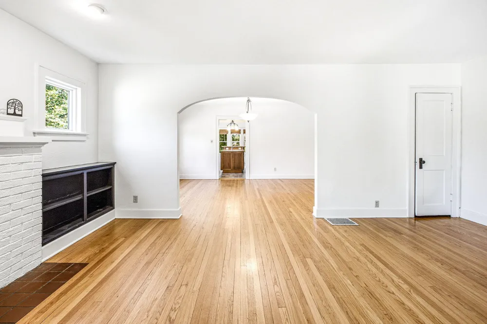 2501 Lakeview Avenue St. Joseph, MI 49085