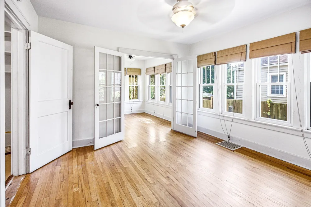 2501 Lakeview Avenue St. Joseph, MI 49085