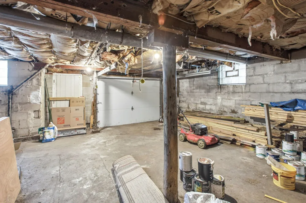 2501 Lakeview Avenue St. Joseph, MI 49085