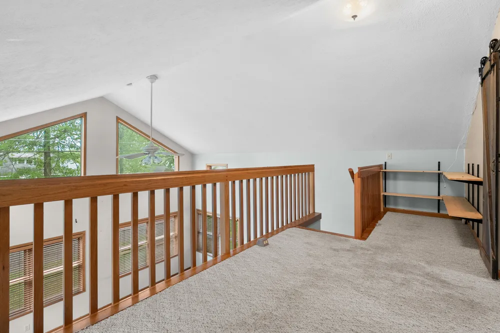 11065 E Indian Lake Drive Brady Township, MI 49097
