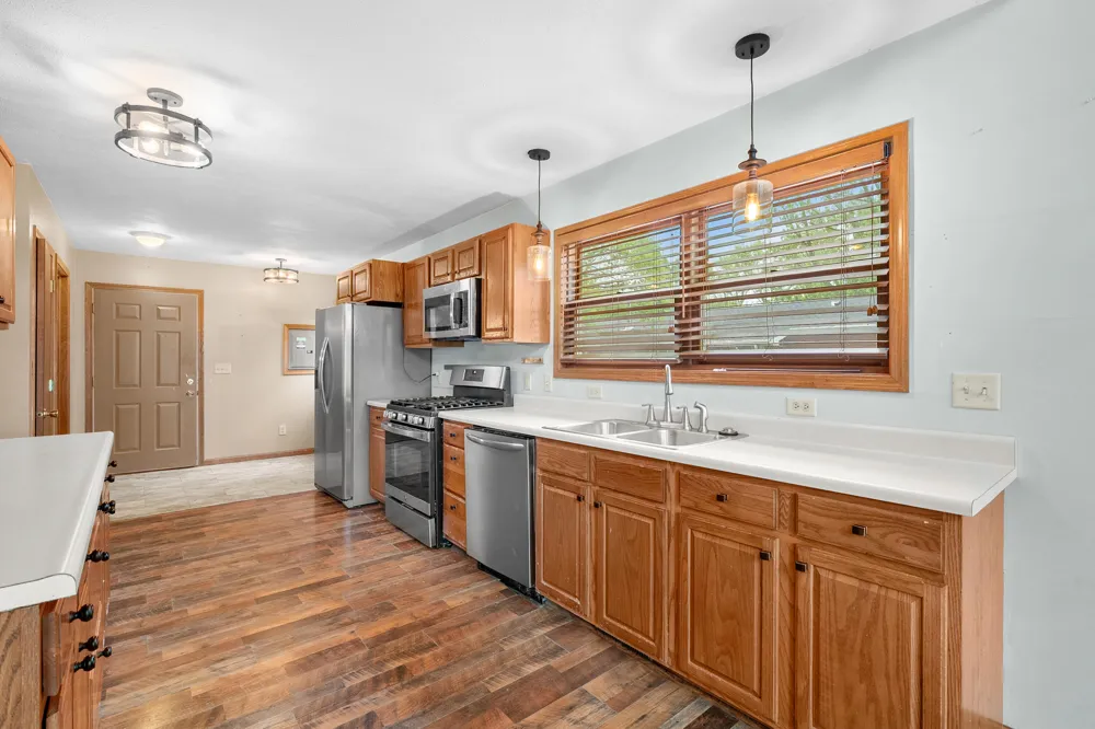 11065 E Indian Lake Drive Brady Township, MI 49097