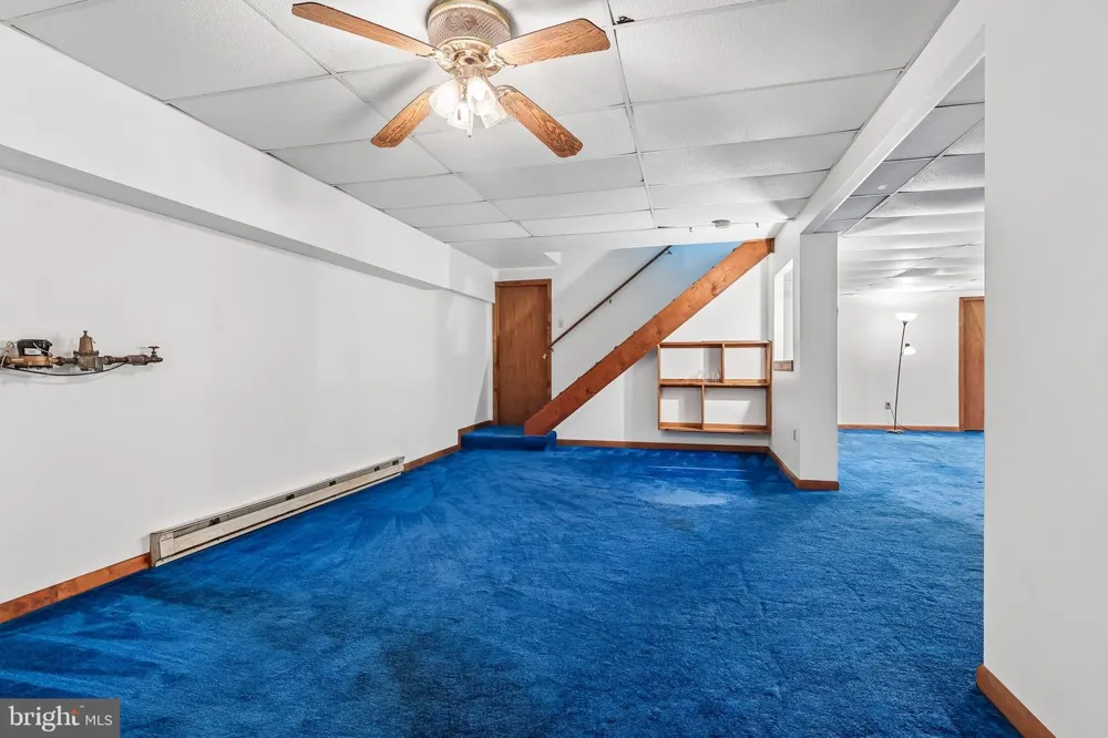 8 LONG DRIVE Downingtown, PA 19335