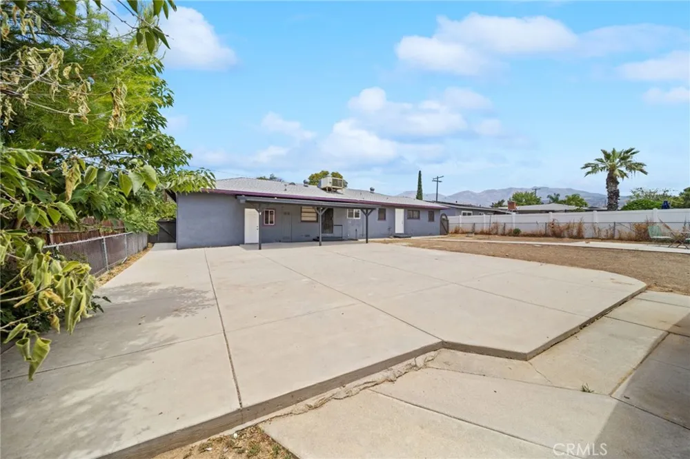 34347 Fairview Drive Yucaipa, CA 92399