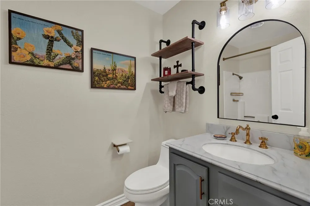 5260 W Palmer Banning, CA 92220