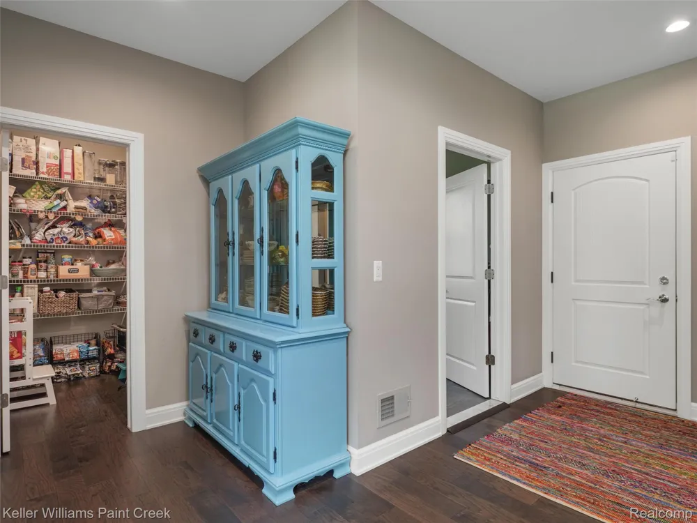 2100 Shane Court Addison Township, MI 48370