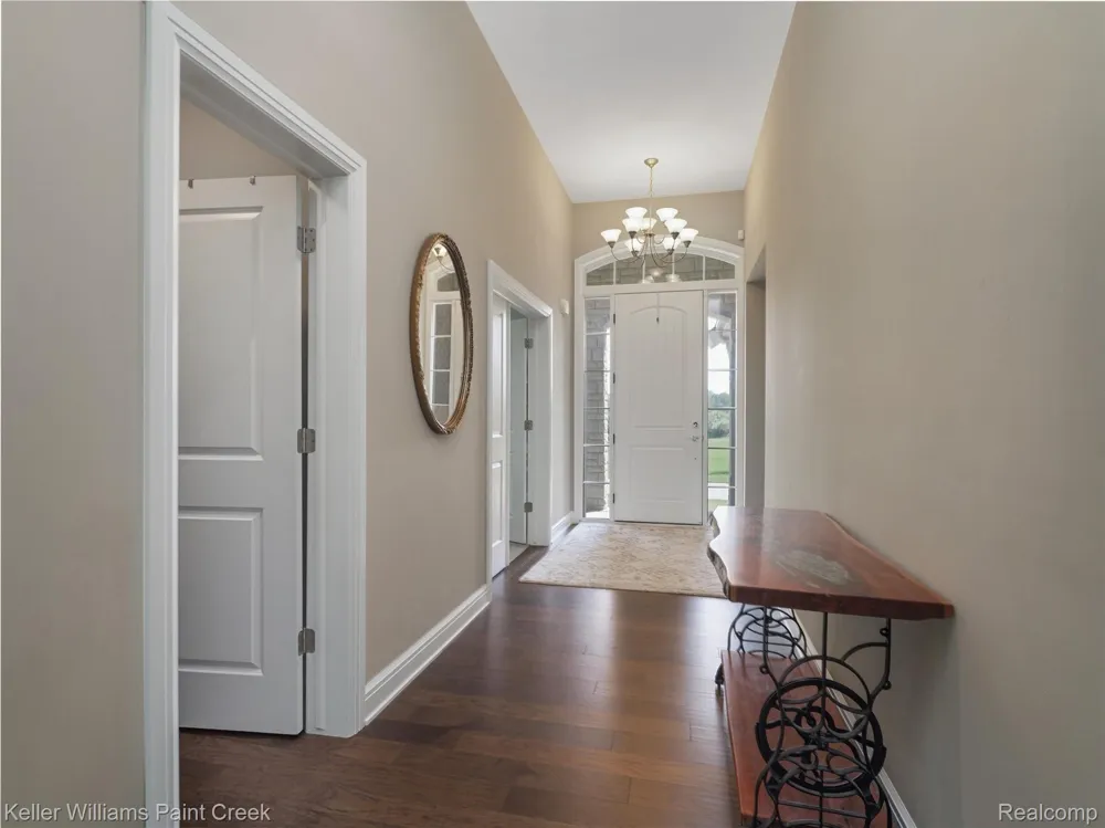 2100 Shane Court Addison Township, MI 48370