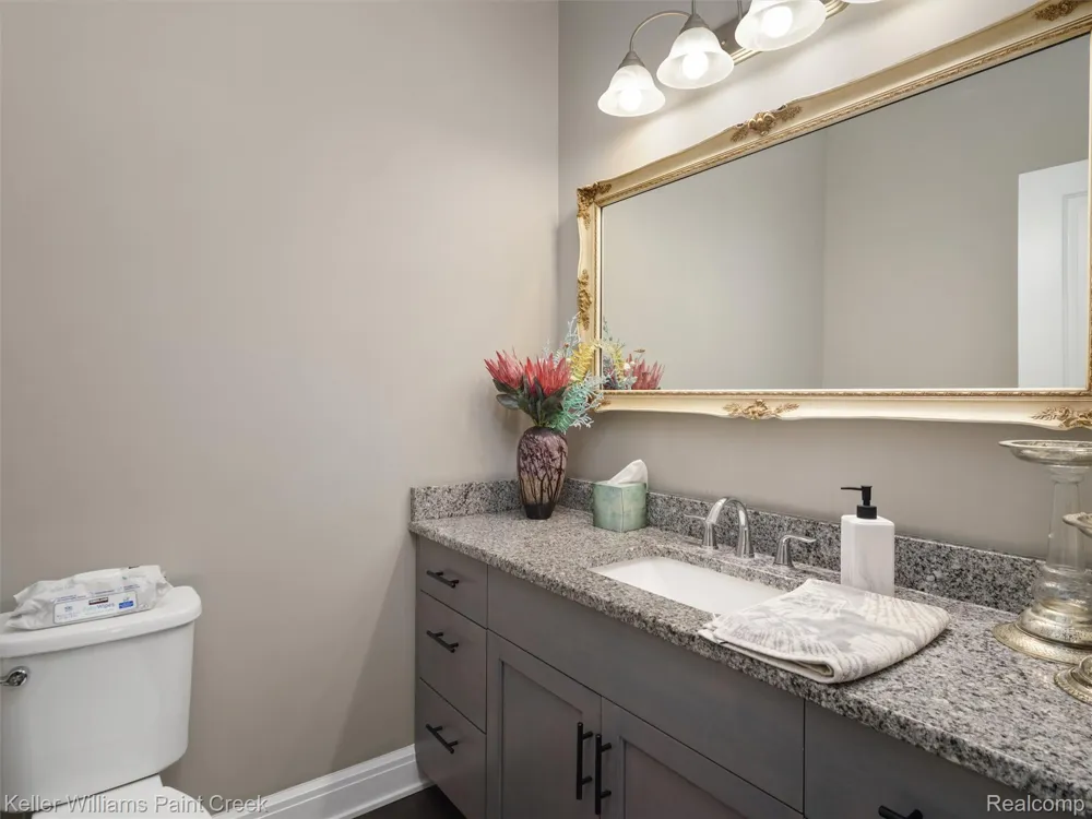 2100 Shane Court Addison Township, MI 48370