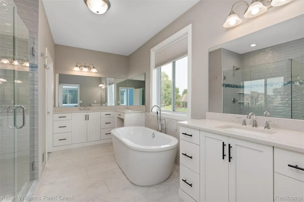 2100 Shane Court Addison Township, MI 48370
