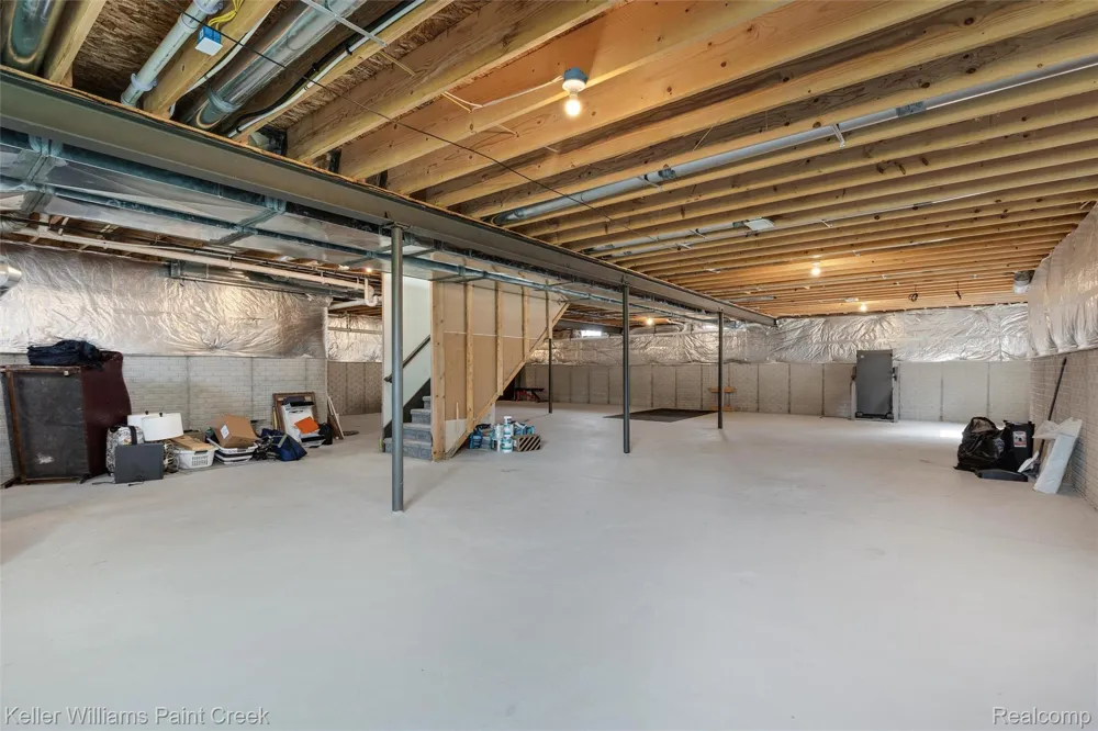 2100 Shane Court Addison Township, MI 48370
