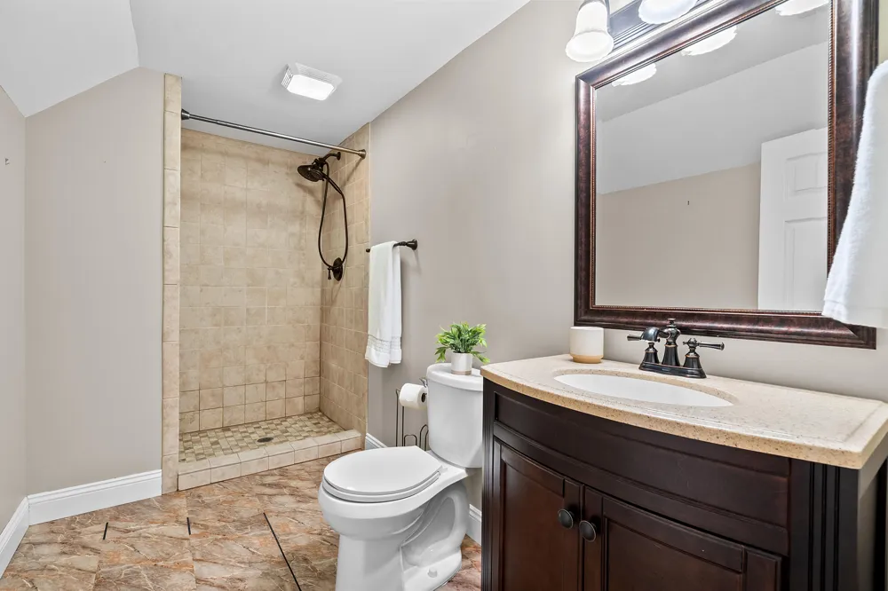 68334 Apple Lane Keeler Township, MI 49022