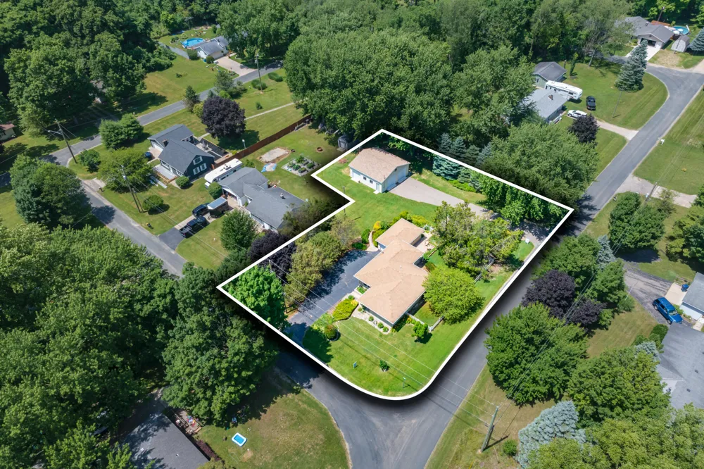68334 Apple Lane Keeler Township, MI 49022