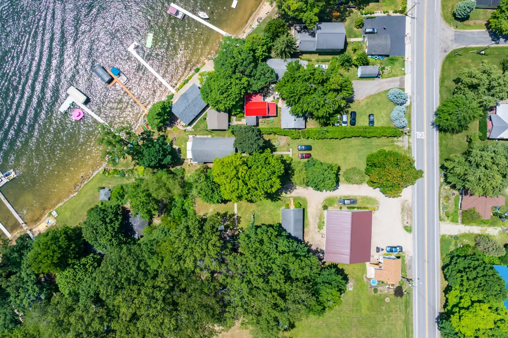 68334 Apple Lane Keeler Township, MI 49022