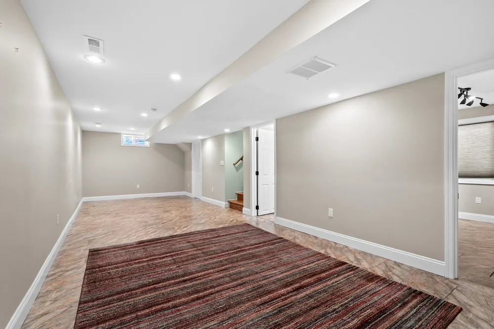 68334 Apple Lane Keeler Township, MI 49022