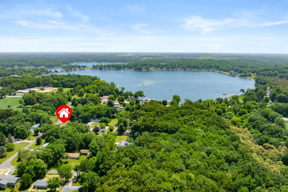 68334 Apple Lane Keeler Township, MI 49022