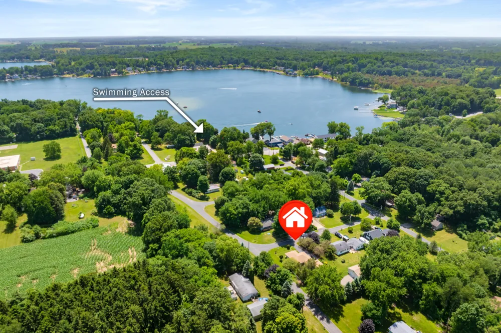 68334 Apple Lane Keeler Township, MI 49022