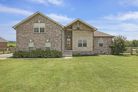 639 Jackson Rd