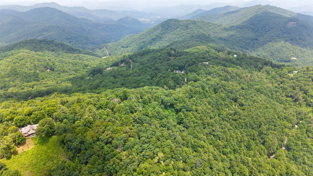 27 Cullowhee Forest rd Road Cullowhee, NC 28723