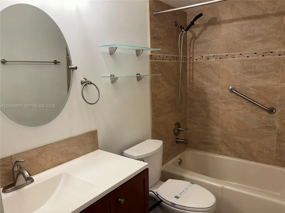 18052 S 105th Ave S #18052 Boca Raton, FL 33498