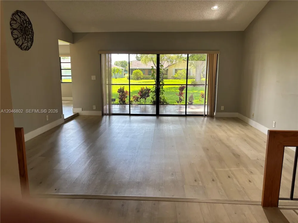 18052 S 105th Ave S #18052 Boca Raton, FL 33498