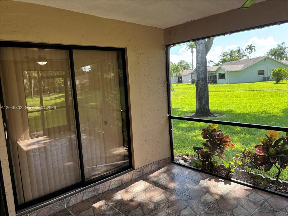 18052 S 105th Ave S #18052 Boca Raton, FL 33498