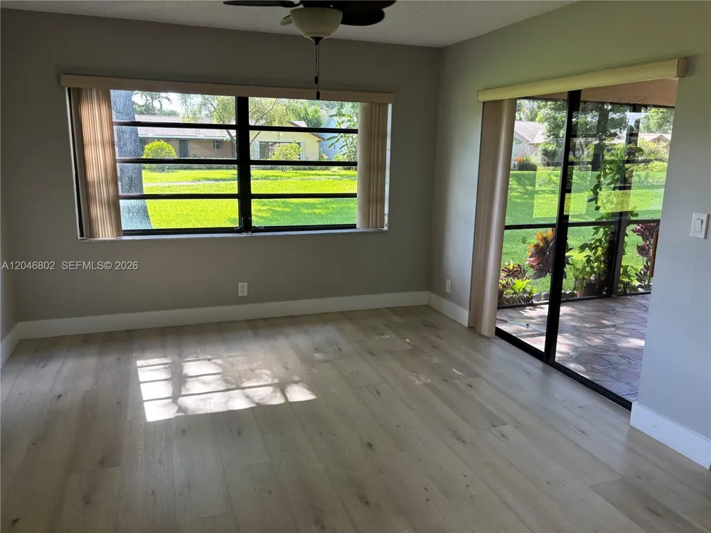 18052 S 105th Ave S #18052 Boca Raton, FL 33498