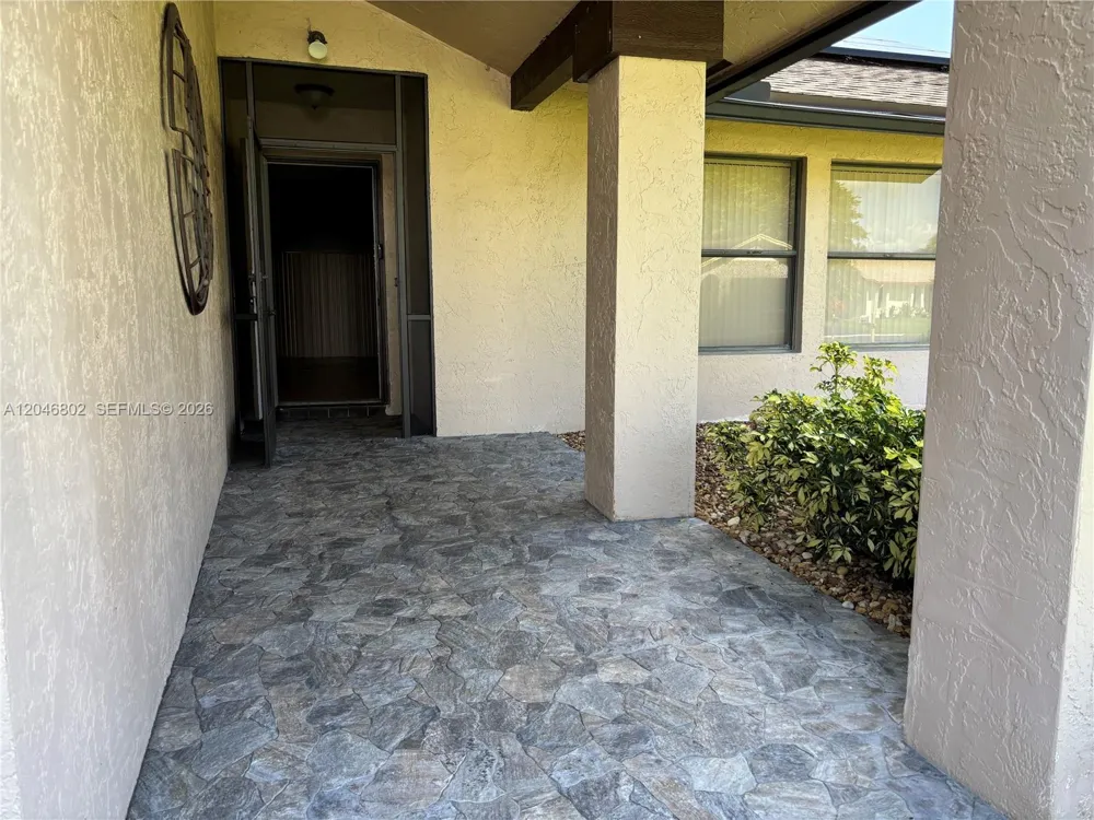 18052 S 105th Ave S #18052 Boca Raton, FL 33498