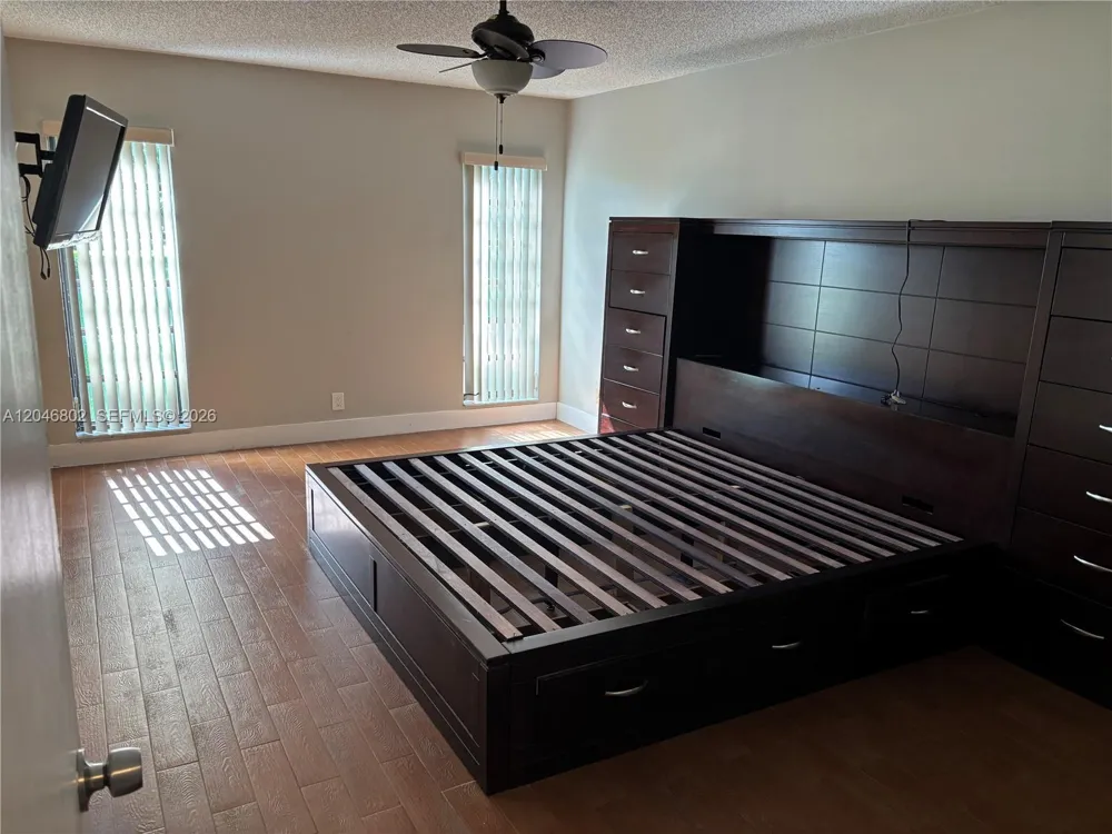 18052 S 105th Ave S #18052 Boca Raton, FL 33498