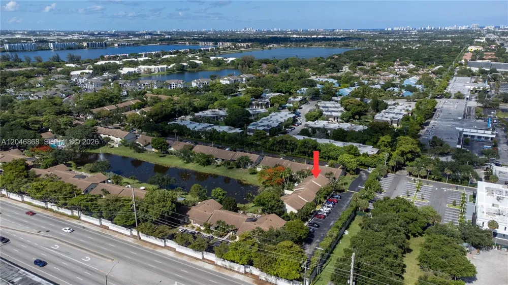 3050 S Oakland Forest Dr #2008 Oakland Park, FL 33309