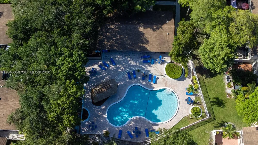 3050 S Oakland Forest Dr #2008 Oakland Park, FL 33309
